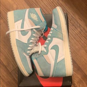 Turbo Green Retro Jordan 1s worn once!!!
